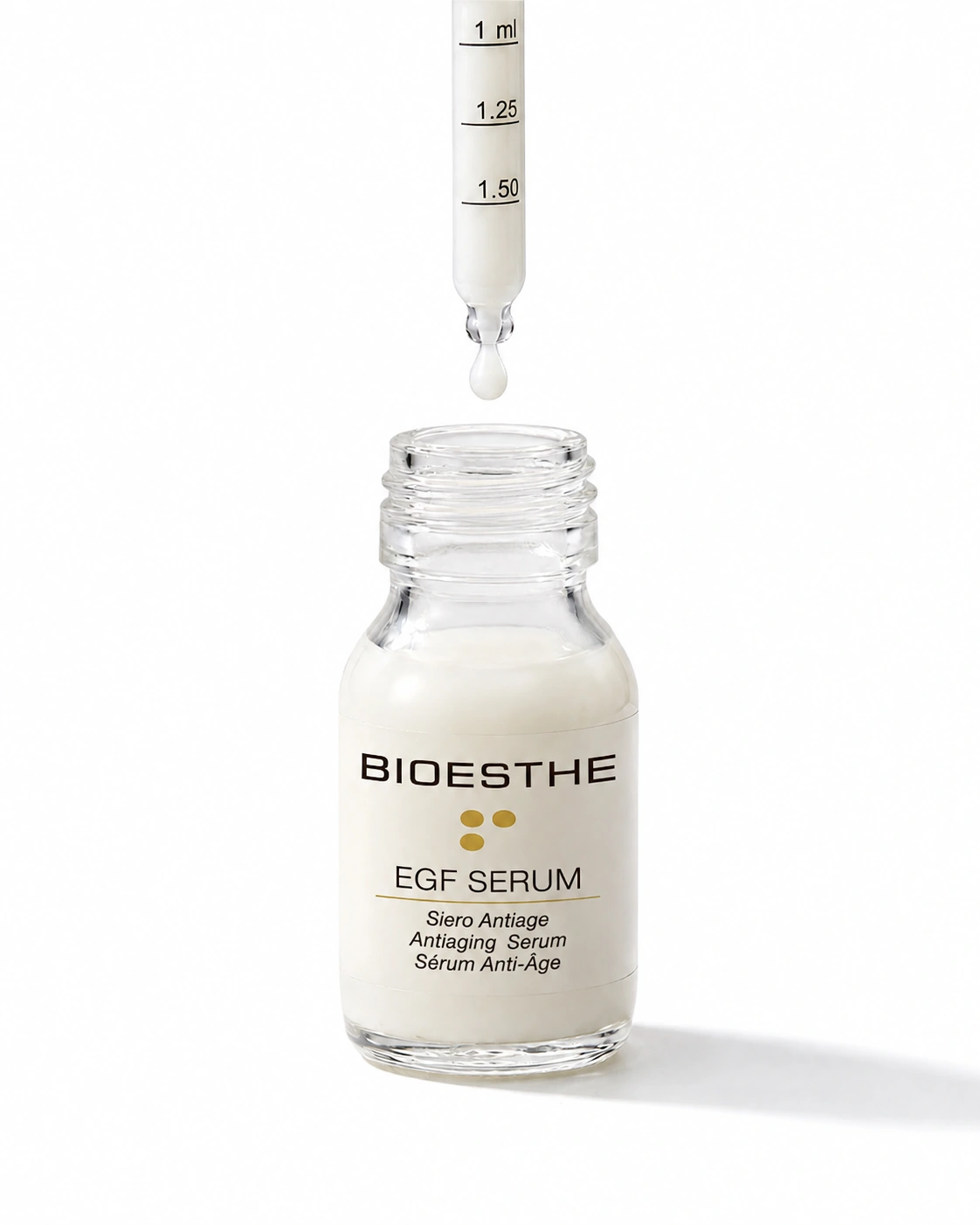 EGF Serum originale con dosatore graduato e una goccia di siero